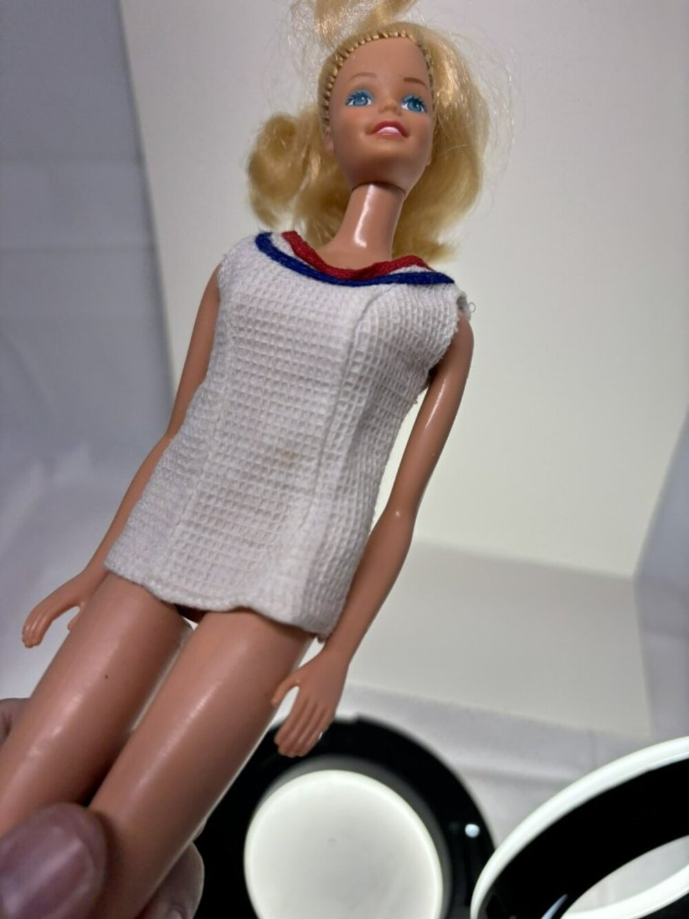 Vintage 1974 Barbie Doll Get Up N Go White Waffle Tennis Shirt Top Red Blue 7842 - Picture 2 of 3